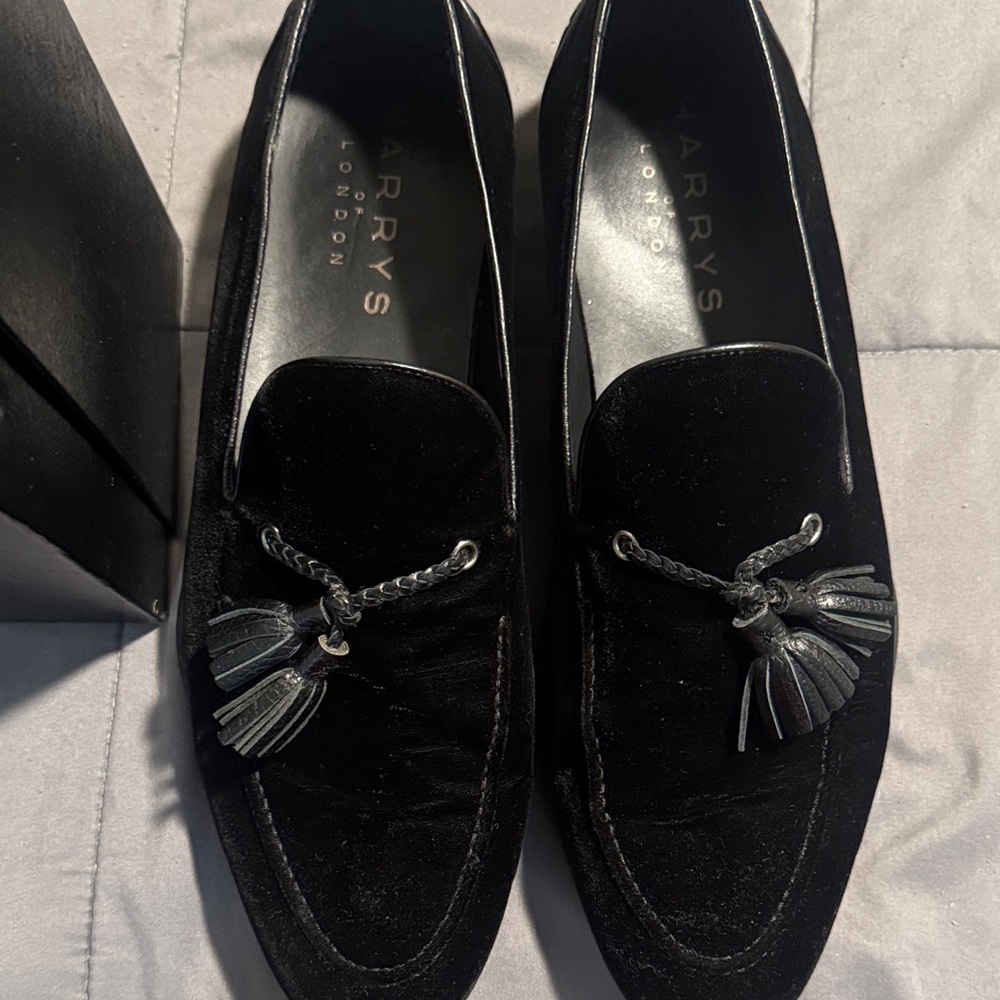 Harry's of London Black Tassel Loafers